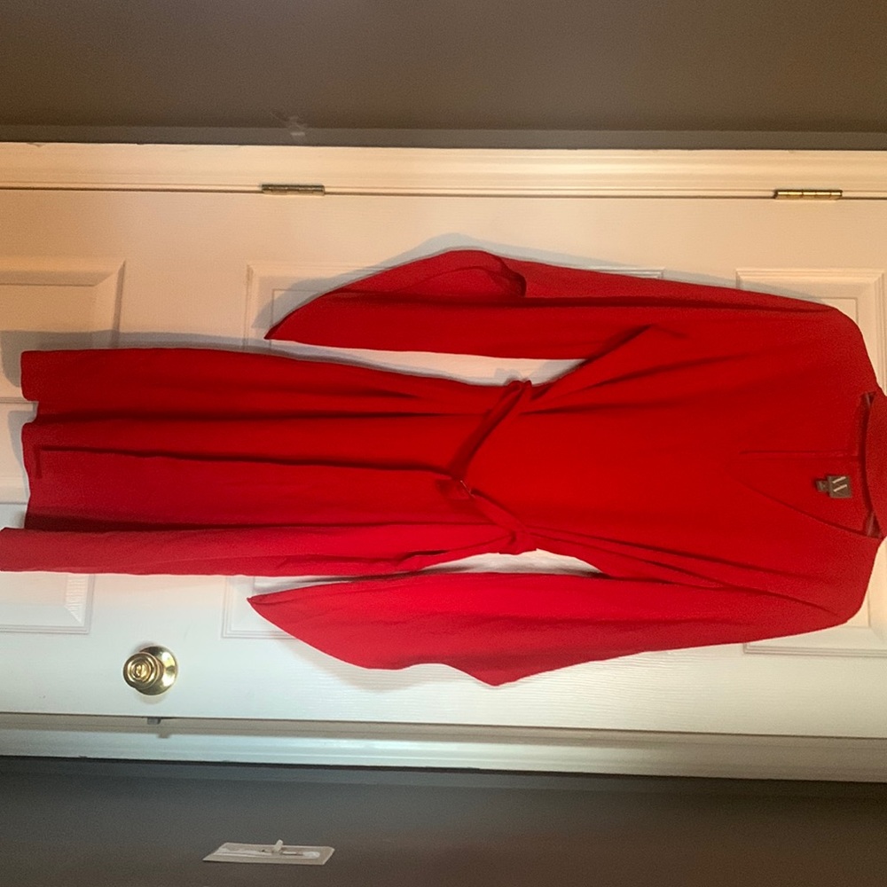 red collared worthington dress